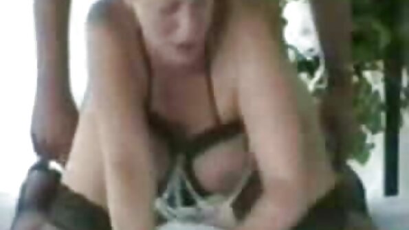 मोना वेल्स एक गर्म युवा समलैंगिक को उसकी ज़रूरतमंद बिल्ली हिंदी मूवी फुल सेक्स खिलाती है